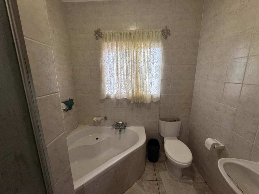 3 Bedroom Property for Sale in South Ridge Northern Cape